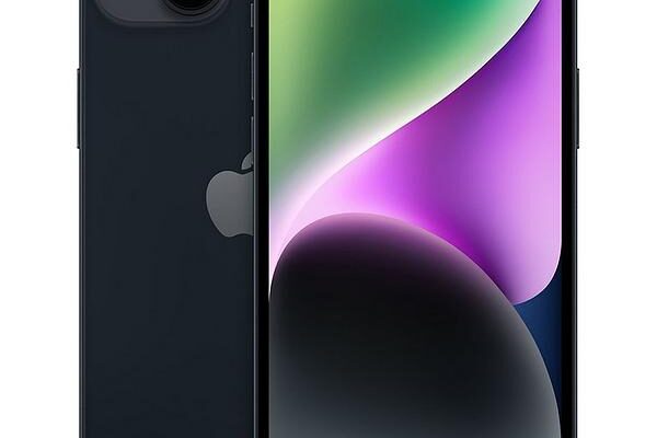 iPhone 14 Review (2025): Does Apple’s 2022 Flagship Still Hold Up?